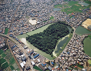 大塚山古墳 全景