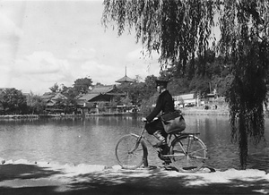 自転車による集配作業(奈良局)　2-1