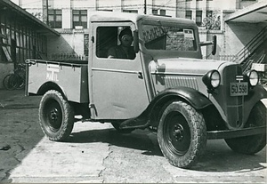 小型逓送用自動車(東京中央局)