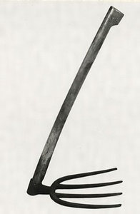 四本備中鍬