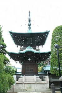 照光寺蚕霊供養塔