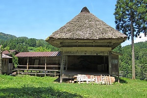 大崎白山神社能舞台