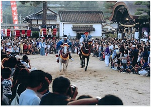 大浦神社競馬神事