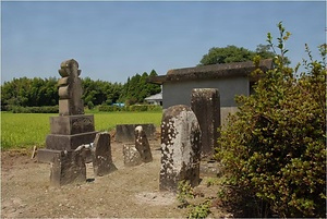 香禅寺石碑群　附庚申塔（文政七年銘）