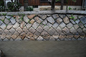 感田神社濠（貝塚寺内町環濠跡）