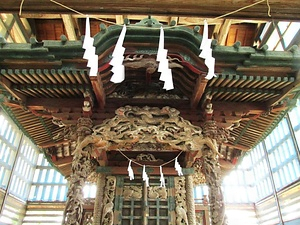 横瀬神社本殿及び拝殿　付　幣殿1棟　本殿覆屋1棟　棟札5枚