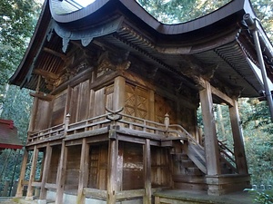 望湖神社本殿