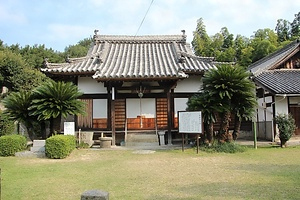 東泉寺薬師堂