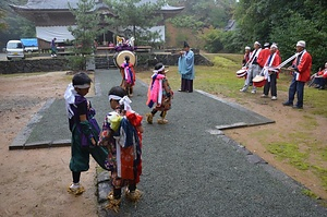 佐野浮立