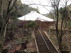 荘厳寺<BR/>　多宝塔<BR/>　本堂　附　奉加札1枚<BR/>　三社八幡宮　附　棟札1枚、木槌2本