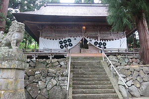 葛山落合神社拝殿