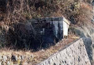 平瀬浄水場旧片山隧道上口