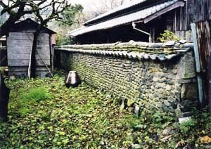 野村家住宅南石塀