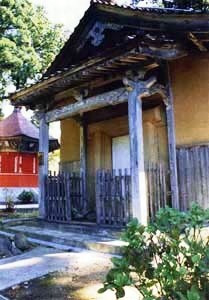 蓮華峰寺経蔵