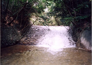 天野川砂防堰堤