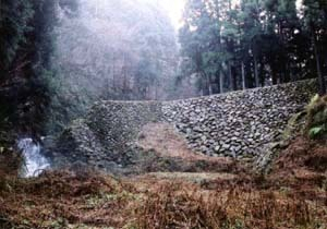 アカタン砂防奥の東堰堤