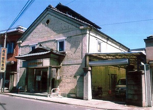 島田商店旧石蔵