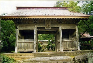 鳥海山大物忌神社蕨岡口ノ宮随神門