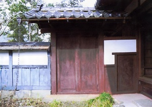 旧小山家住宅（田村屋螢庵）庭門及び塀