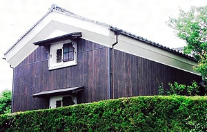 旧山川家住宅（山川登美子記念館）土蔵