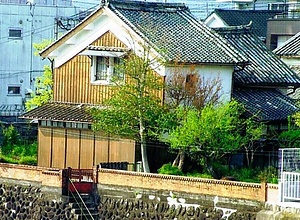 山田家住宅土蔵