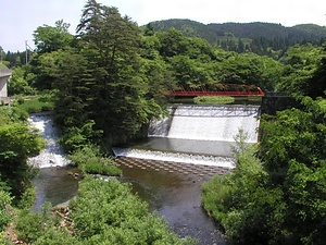 藤倉水源地水道施設 堰堤