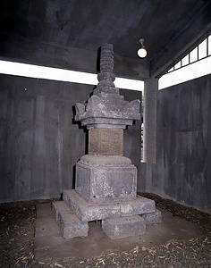 光福寺宝篋印塔