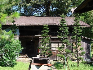 星野家住宅（山梨県大月市大月町） 籾蔵及び味噌蔵