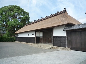 黒田家住宅（静岡県小笠郡小笠町） 長屋門