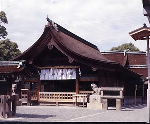 尾張大国霊神社拝殿