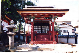 厳島神社末社春日神社本殿