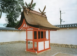 錦織神社 摂社春日社本殿