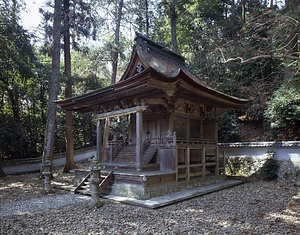 御霊神社本殿