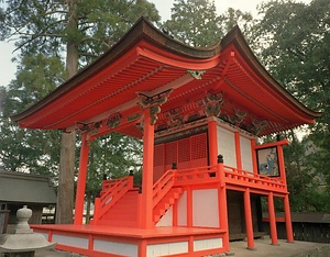 天津神社本殿