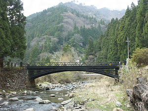 神子畑鋳鉄橋