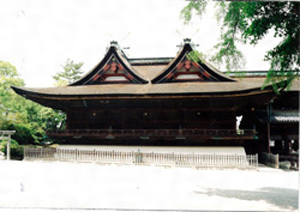 吉備津神社本殿及び拝殿