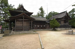 今八幡宮本殿