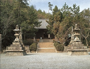 石手寺本堂