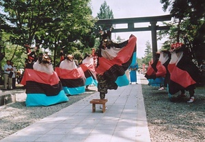 萩野・仁田山鹿子踊