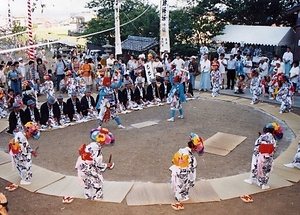 白間津ささら踊