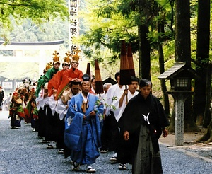 小国神社の舞楽