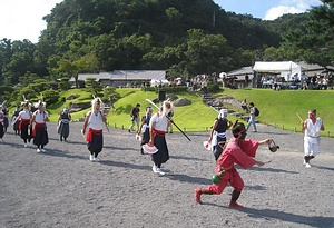 吉左右踊・太鼓踊