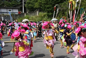 別所温泉の岳の幟行事