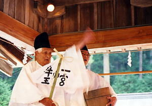 小國神社の田遊び