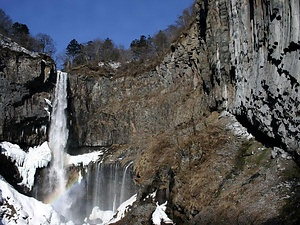 華厳瀑および中宮祠湖（中禅寺湖）湖畔