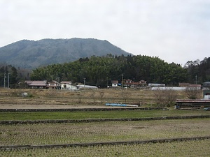 吉川氏城館跡<br />
　駿河丸城跡<br />
　小倉山城跡<br />
　日山城跡<br />
　吉川元春館跡