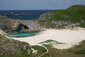 小笠原南島の沈水カルスト地形