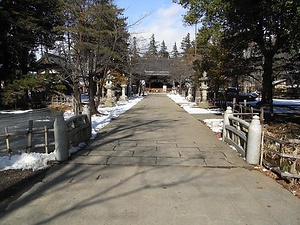 象山神社園池