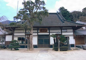 医王寺本堂