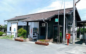 天竜浜名湖鉄道宮口駅本屋及び上りプラットホーム